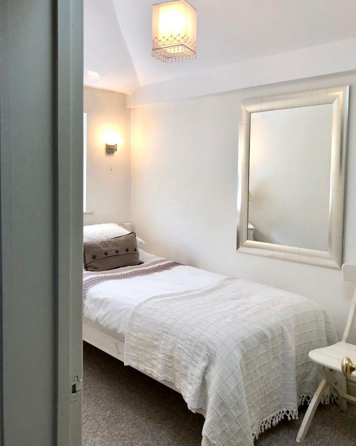 Lauras Townhouse Apartments Lansdown Slope Townhouse Bath Dış mekan fotoğraf